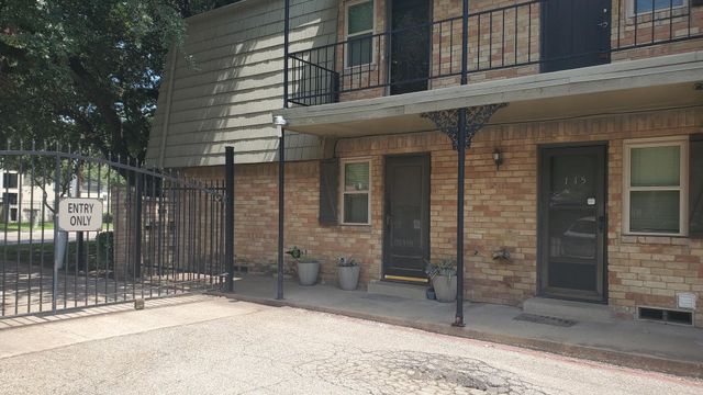 7700 Meadow Park Drive 116, Dallas, TX 75230