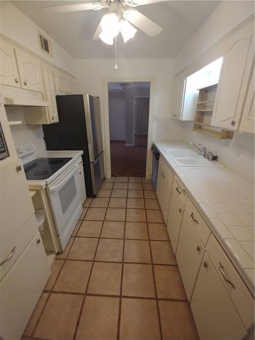 7700 Meadow Park Drive 116, Dallas, TX 75230