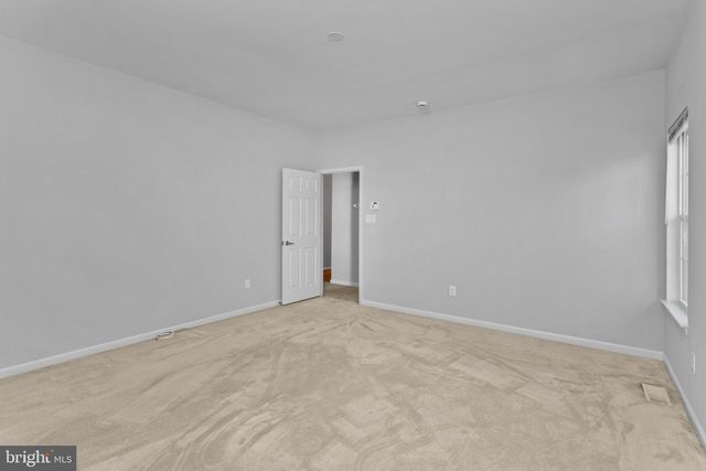 21 APPLEGATE DR, Florence, NJ 08518