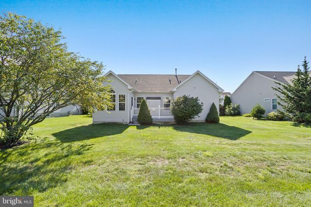 21 APPLEGATE DR, Florence, NJ 08518