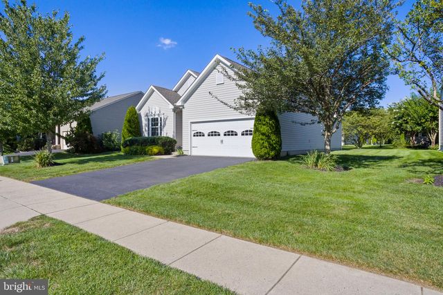 21 APPLEGATE DR, Florence, NJ 08518