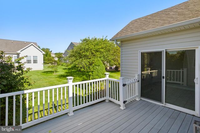 21 APPLEGATE DR, Florence, NJ 08518