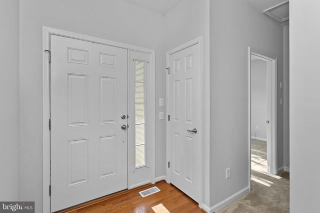 21 APPLEGATE DR, Florence, NJ 08518
