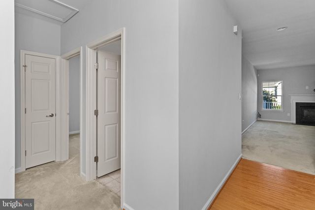 21 APPLEGATE DR, Florence, NJ 08518