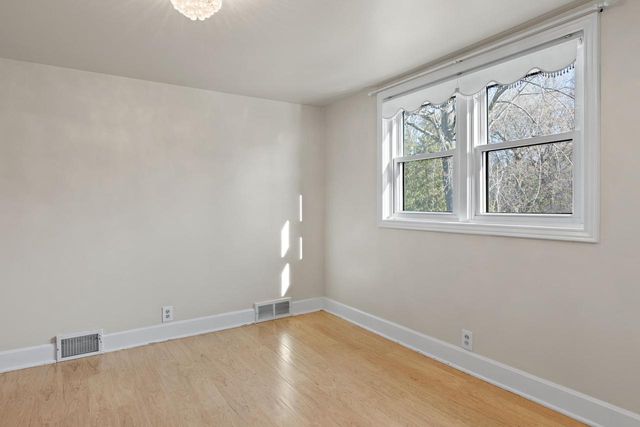 1038 N 3RD AVENUE, Sturgeon Bay, WI 54235