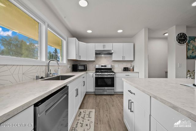 1747 Wickersham Drive, Anchorage, AK 99507
