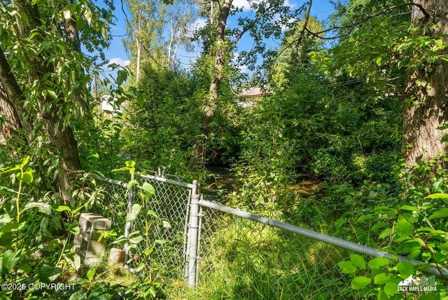 1747 Wickersham Drive, Anchorage, AK 99507