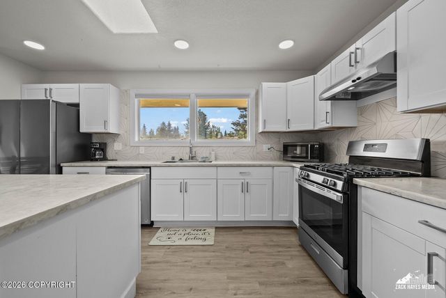 1747 Wickersham Drive, Anchorage, AK 99507