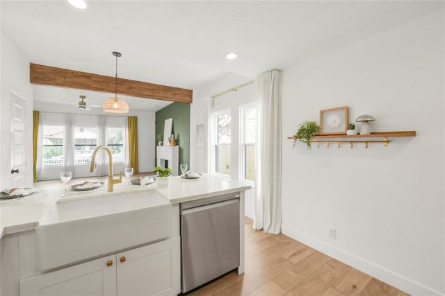 4030 Pineridge Street, Houston, TX 77009