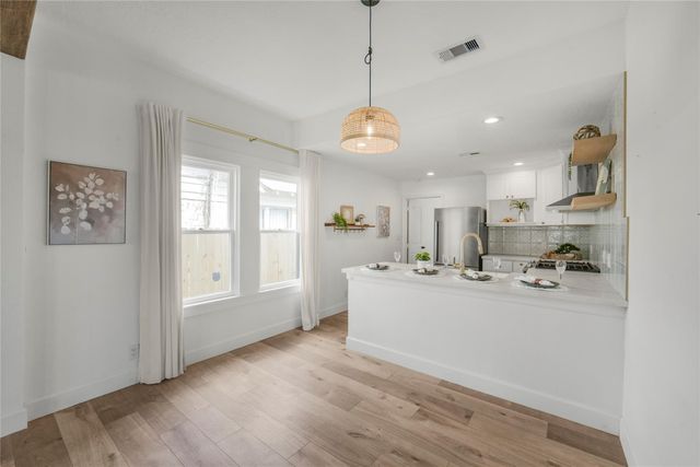 4030 Pineridge Street, Houston, TX 77009