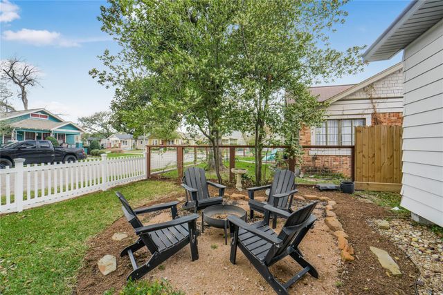 4030 Pineridge Street, Houston, TX 77009