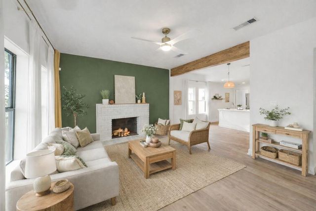 4030 Pineridge Street, Houston, TX 77009