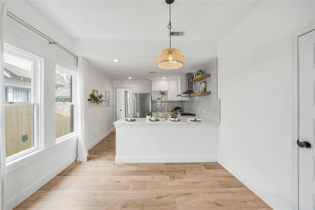 4030 Pineridge Street, Houston, TX 77009