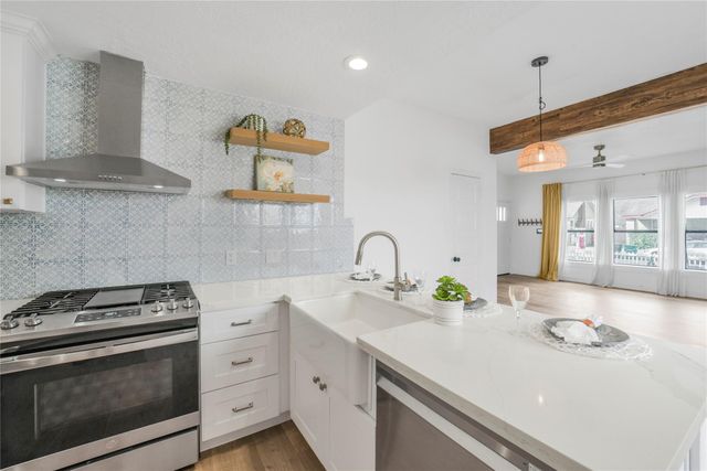 4030 Pineridge Street, Houston, TX 77009