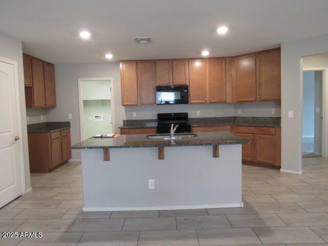 17164 W STRAIGHT ARROW Lane, Surprise, AZ 85387