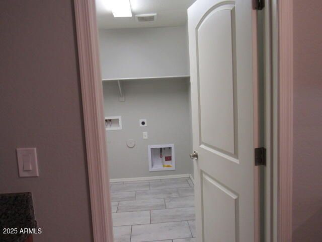 17164 W STRAIGHT ARROW Lane, Surprise, AZ 85387