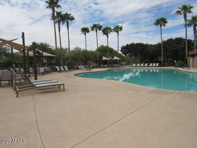 17164 W STRAIGHT ARROW Lane, Surprise, AZ 85387