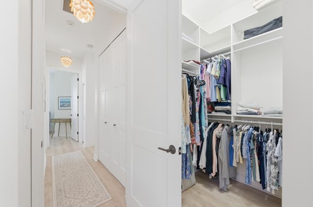 554 Tomahawk Court, Palm Beach Gardens, FL 33410