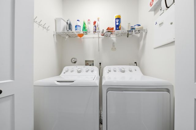 554 Tomahawk Court, Palm Beach Gardens, FL 33410