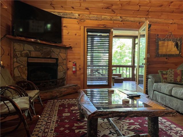 35 Big Buck Circle, Blue Ridge, GA 30513
