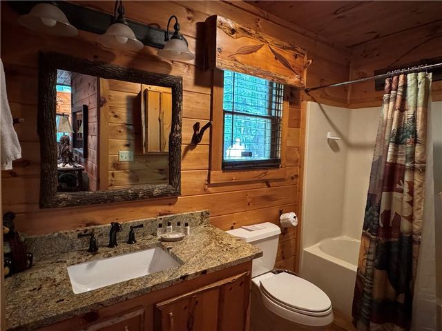35 Big Buck Circle, Blue Ridge, GA 30513