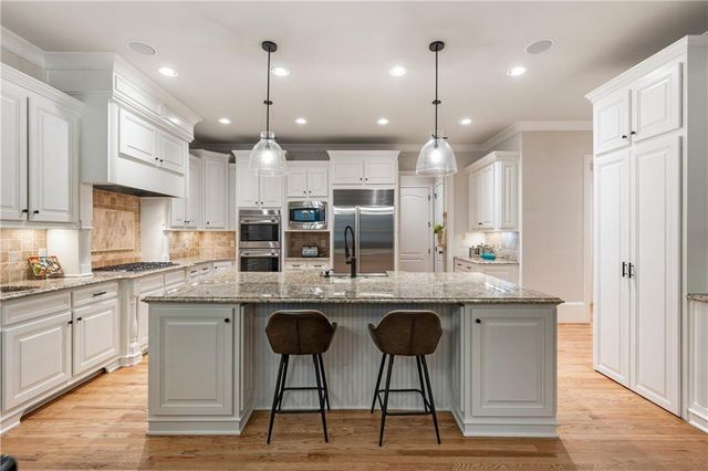 895 Crabapple Hill, Milton, GA 30004