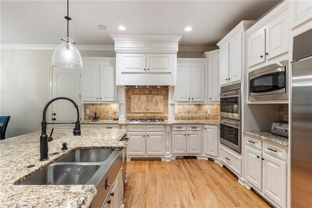 895 Crabapple Hill, Milton, GA 30004