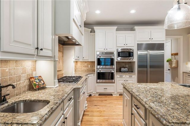 895 Crabapple Hill, Milton, GA 30004