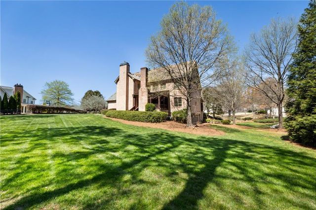 895 Crabapple Hill, Milton, GA 30004