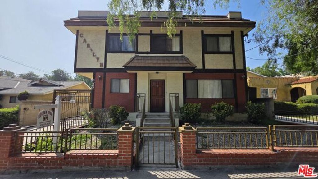 5227 Eagle Dale Avenue, Los Angeles, CA 90041