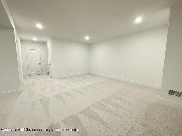 113 Woolley Court, Oakhurst, NJ 07755