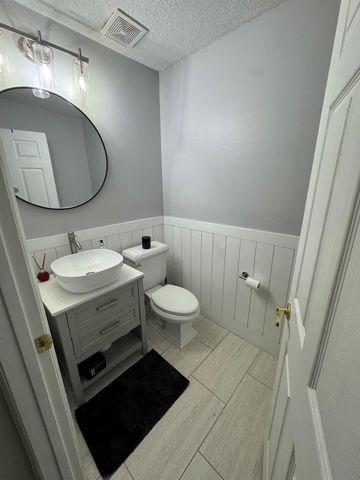 11131 SW 17th Manor, Davie, FL 33324