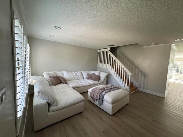 11131 SW 17th Manor, Davie, FL 33324