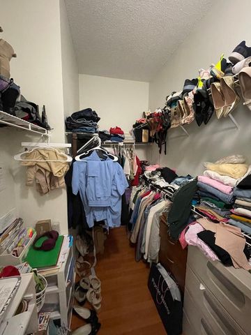 4382 Fox Ridge Dr, Weston, FL 33331