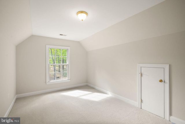 9401 KEYSER RD, Nokesville, VA 20181