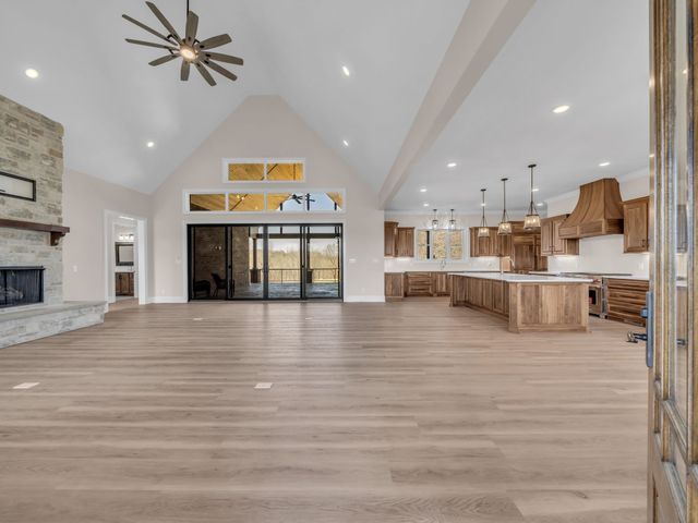 120 Hummingbird Meadows Rd, Palmyra, TN 37142