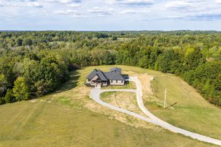 120 Hummingbird Meadows Rd, Palmyra, TN 37142