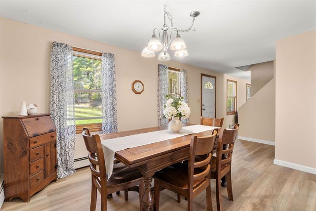 11 Jennifer Lane, Weare, NH 03281
