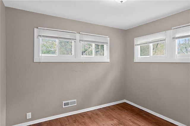 11012 Cambridge Avenue, Kansas City, MO 64134