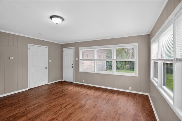 11012 Cambridge Avenue, Kansas City, MO 64134
