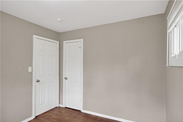 11012 Cambridge Avenue, Kansas City, MO 64134