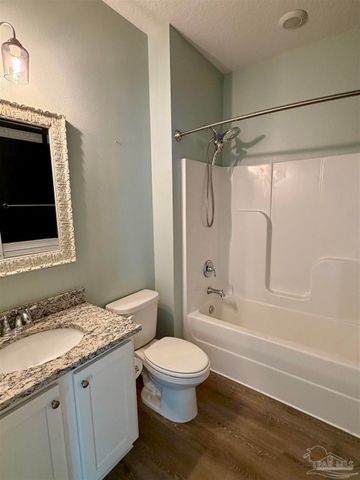 4499 Water Leaf Cv, Gulf Breeze, FL 32563