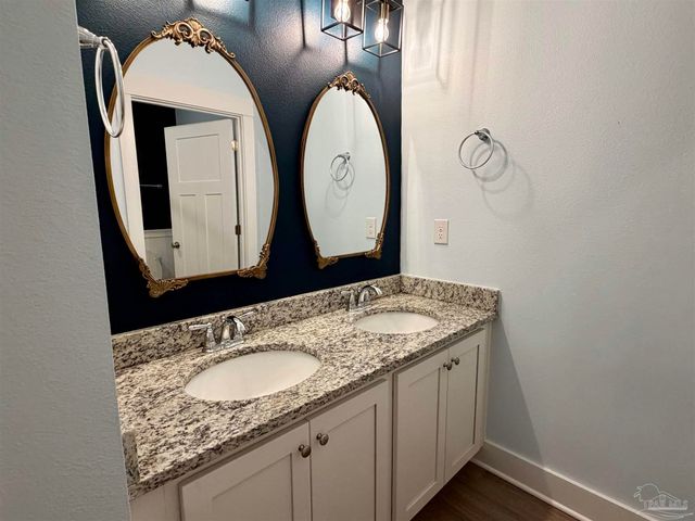 4499 Water Leaf Cv, Gulf Breeze, FL 32563