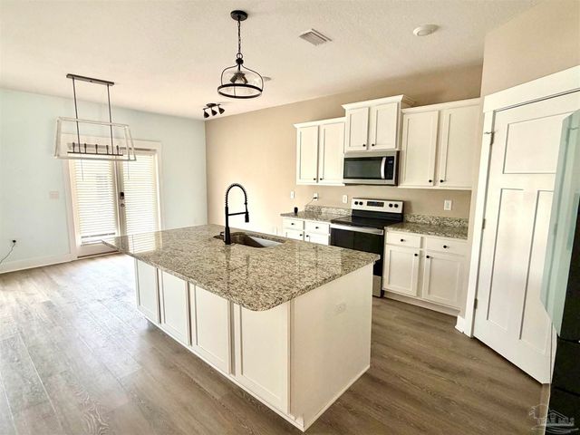 4499 Water Leaf Cv, Gulf Breeze, FL 32563