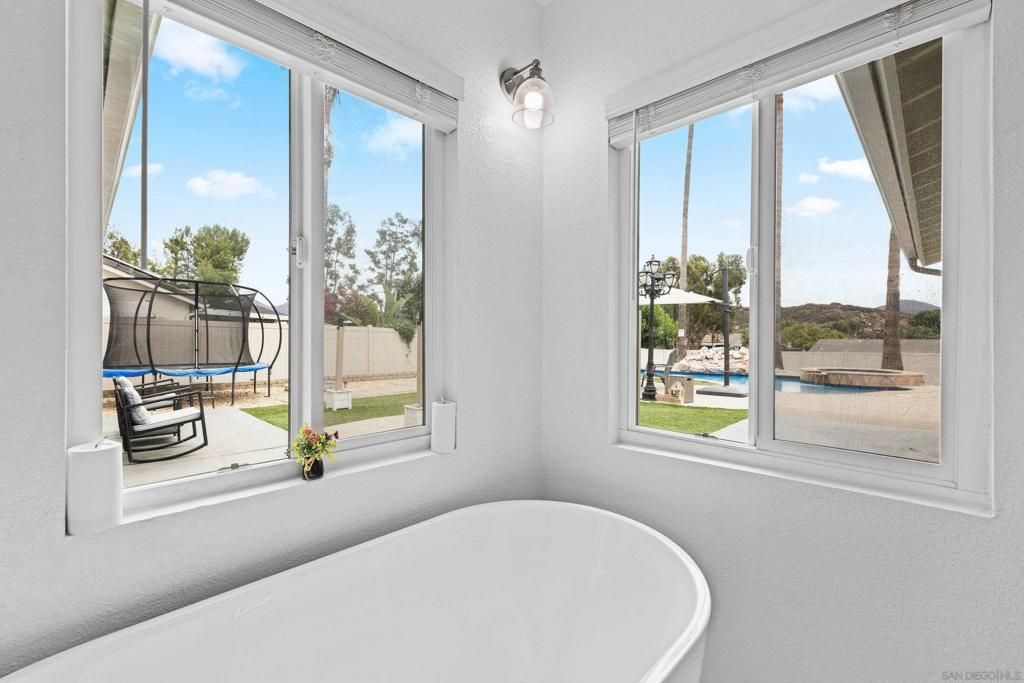 Image 44 of property listing at 23619 Barrego Way, Ramona, CA 92065