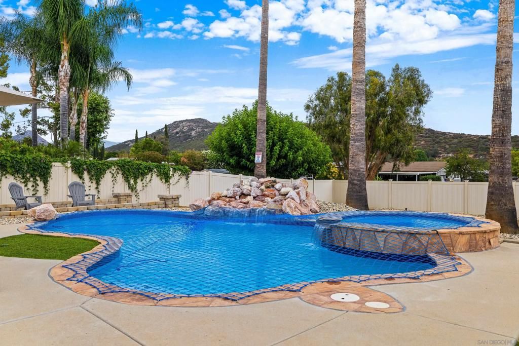 Image 65 of property listing at 23619 Barrego Way, Ramona, CA 92065