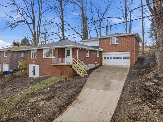 230 Clairmont St, North Huntingdon, PA 15642