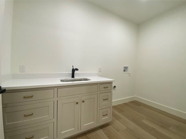 2728 GOODNIGHT BLVD, Wills Point, TX 75169