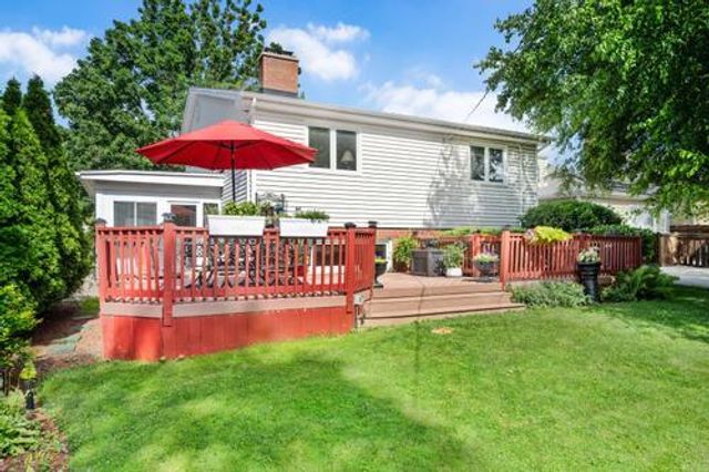 721 S Stone Avenue, La Grange, IL 60525
