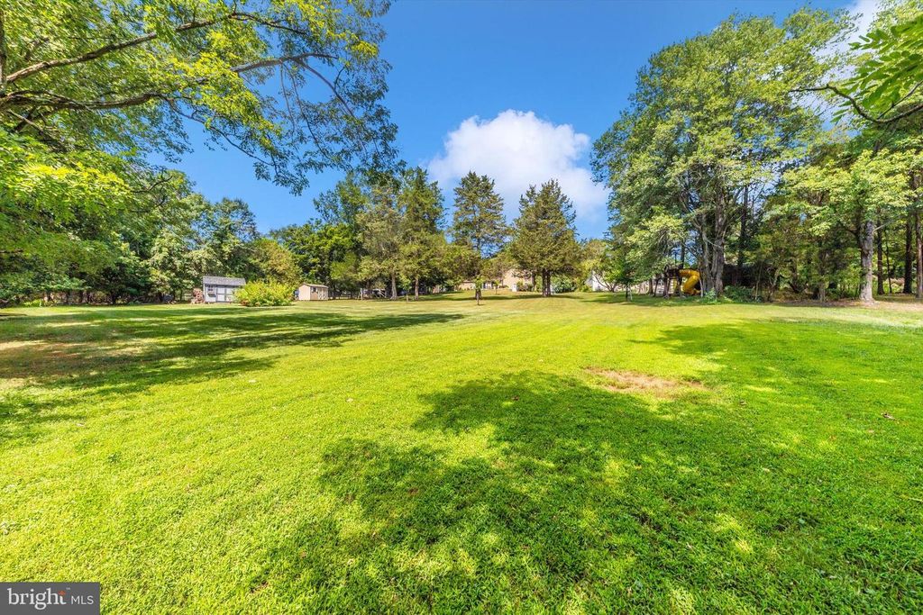 10036 CENTURY DR, Ellicott City, MD 21042